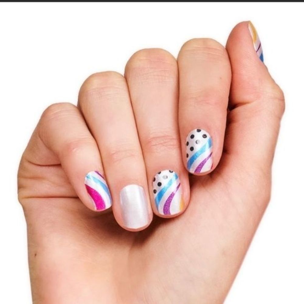 Color Street - “Cool Beans” a fun retro 80s style, shimmery nail strips - Picture 3 of 9